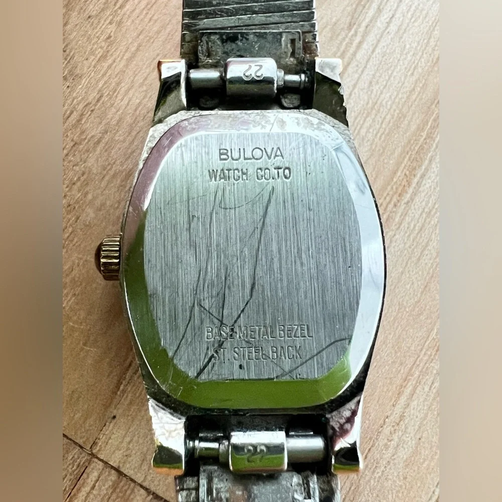 Vintage Bulova ladies silver tone classic watch NEW BATTERY